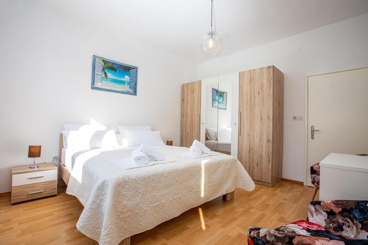 Apartments Adisa Omiš Kültér fotó